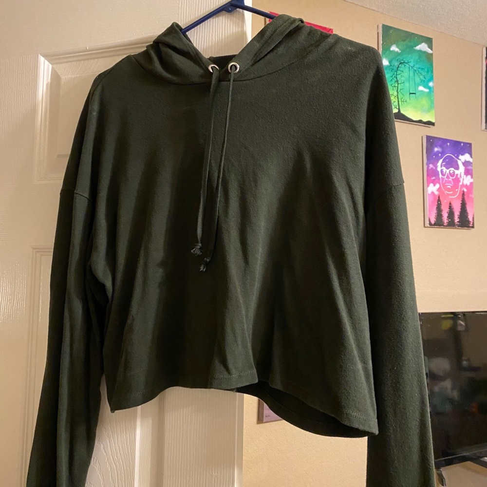 Cropped hoodie